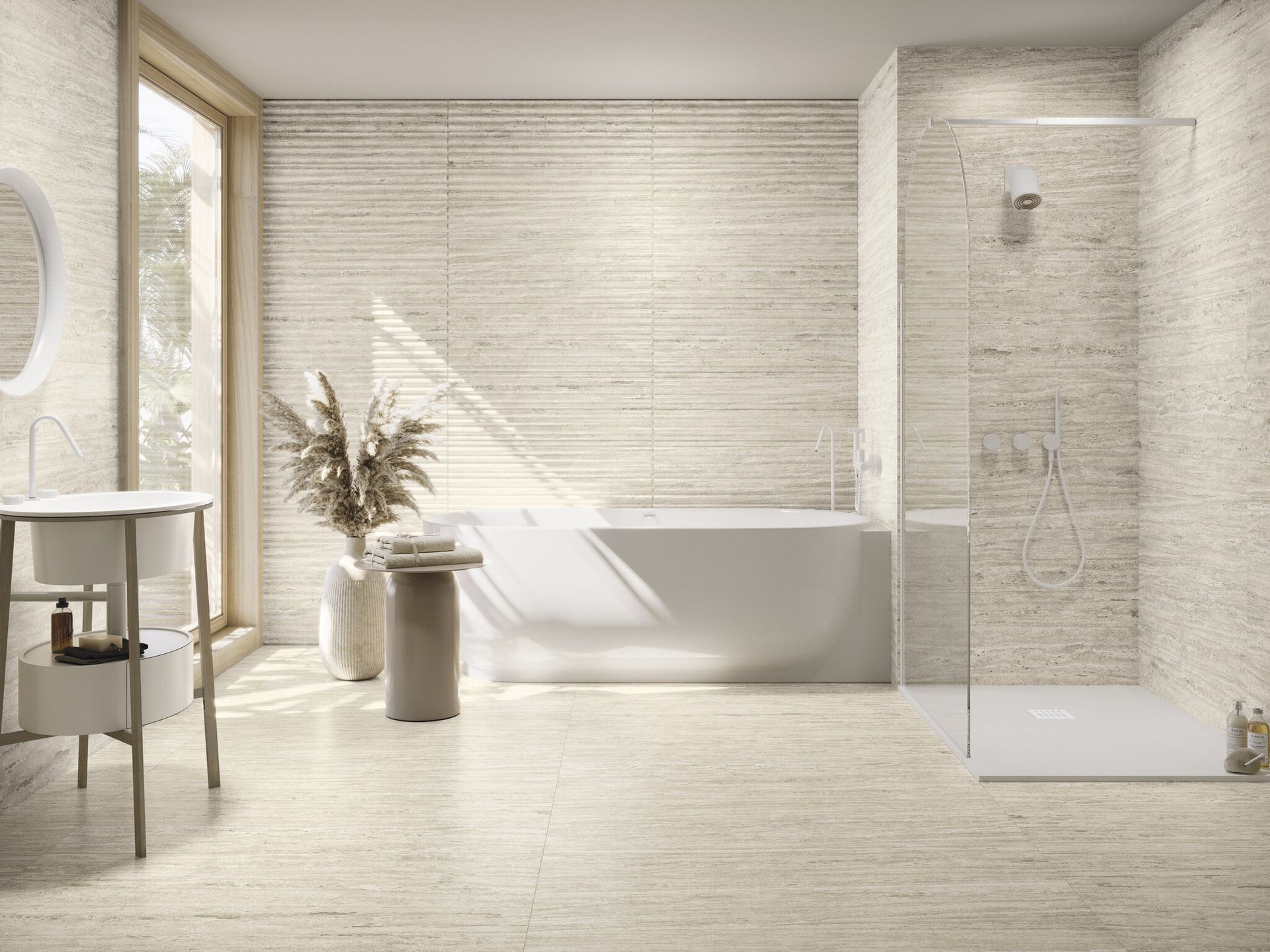 Un baño con bañera, lavabo, espejo y plato de ducha.