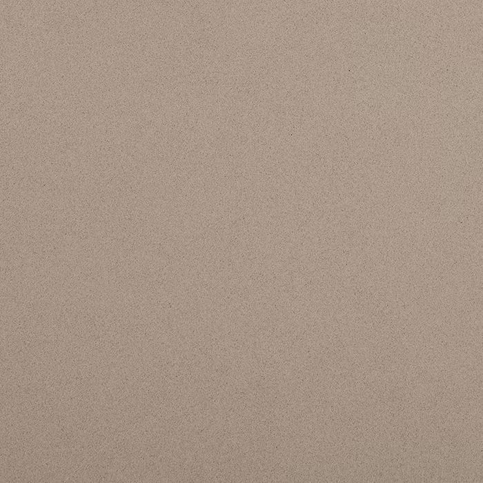 Un primer plano de un trozo de papel marrón.
