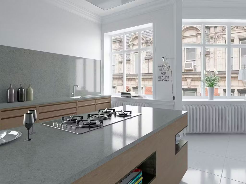 Una cocina con una gran isla y un horno de leña.