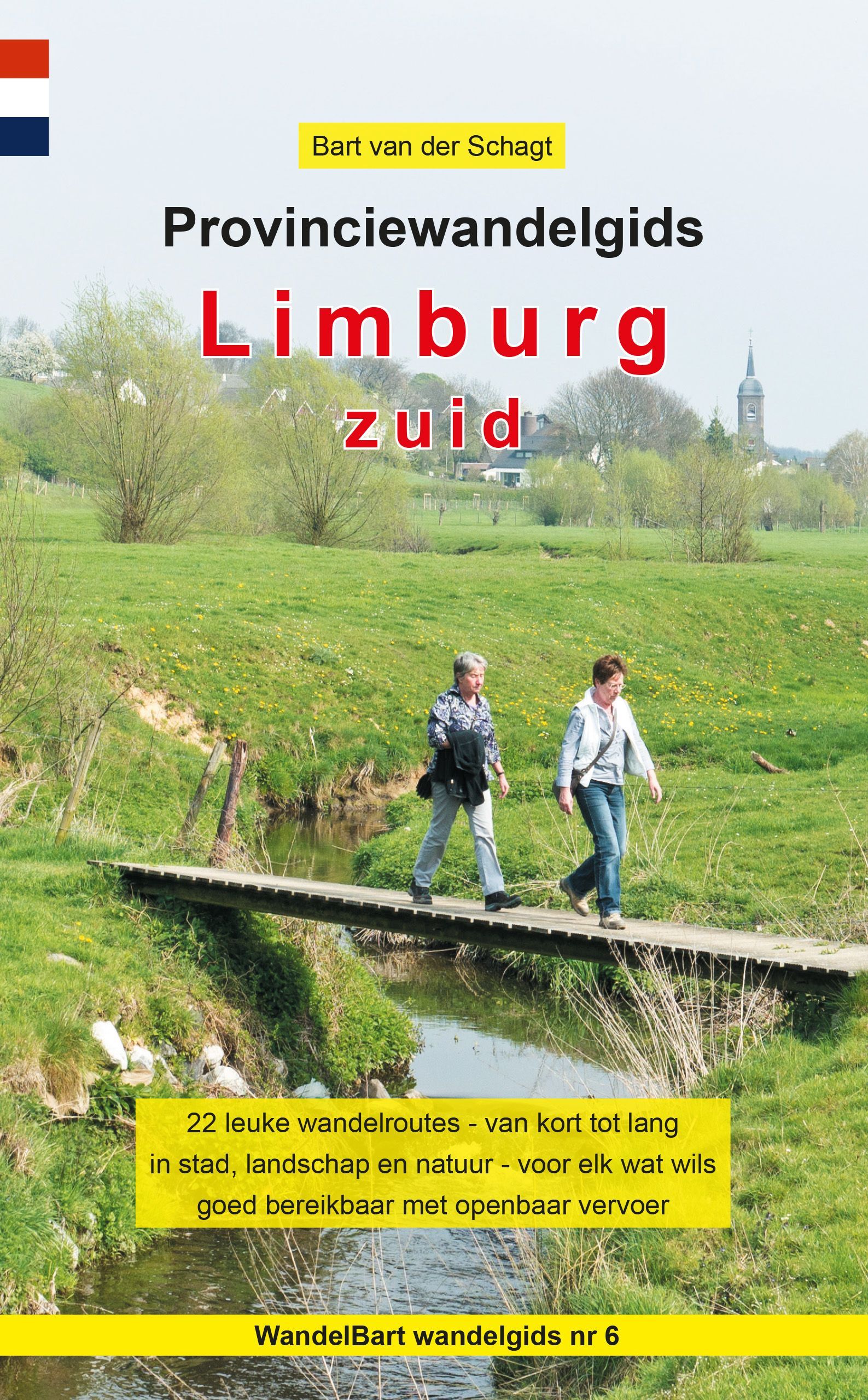 Boekcover: Mensen lopen over een brug over een beek in Limburg Zuid, Nederland.