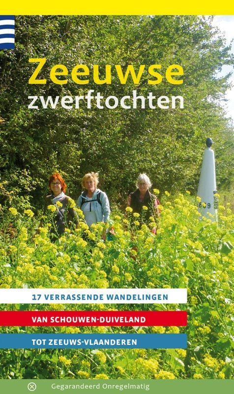 Boekcover: "Zeeuwse zwerftochten." Drie vrouwen lopen in een veld met een vuurtoren op de achtergrond.