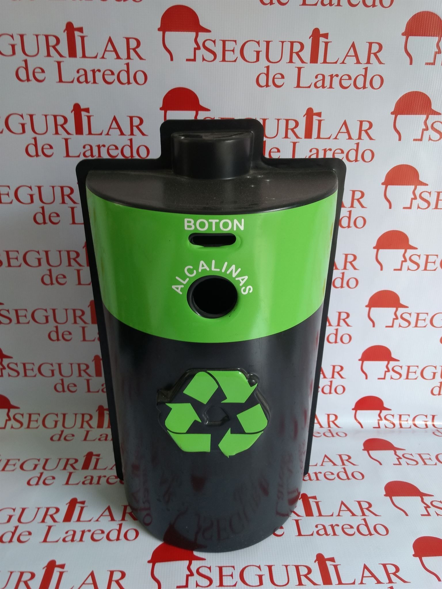 CONTENEDOR PILAS