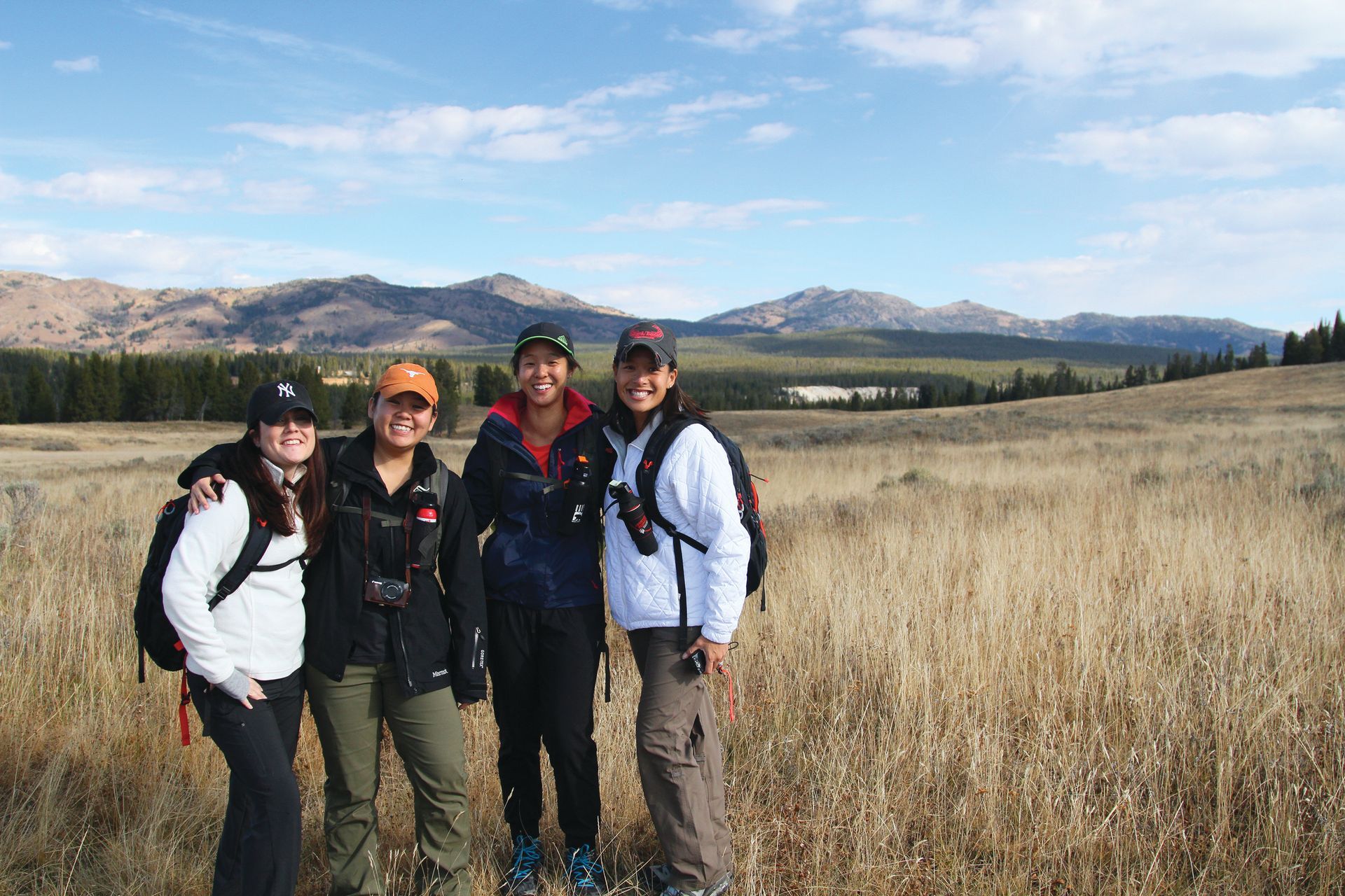 Day hikers enjoy the view from the Hayden Valley.