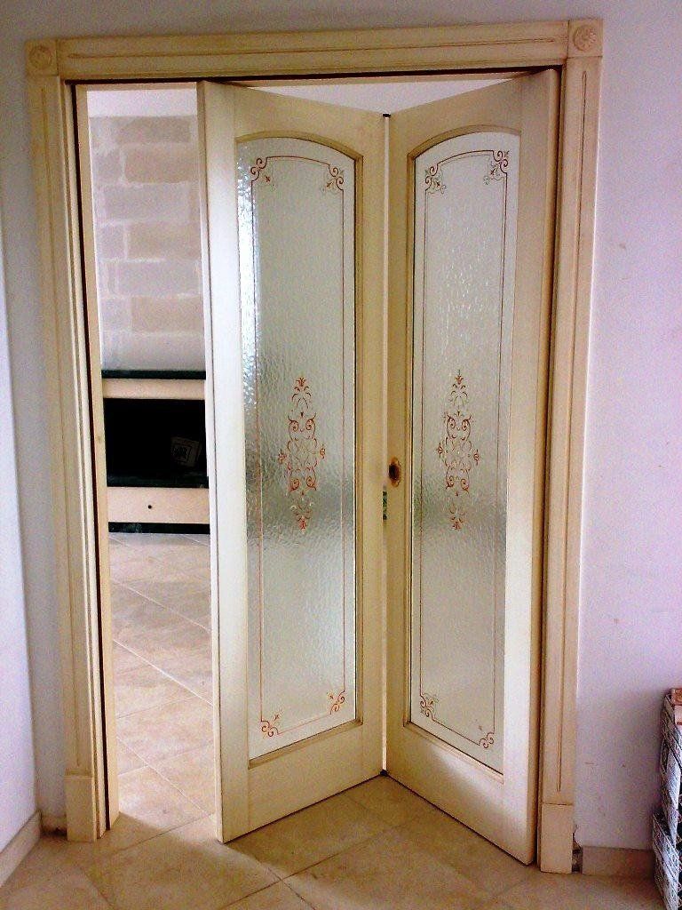 porte con vetri pitturati