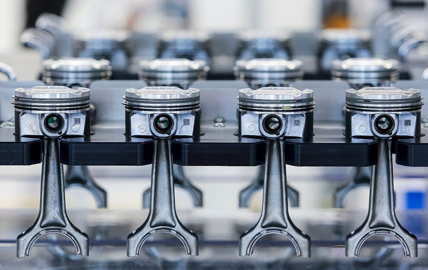 Lead Times consideration for heavy equipment spare parts replacement or repair
