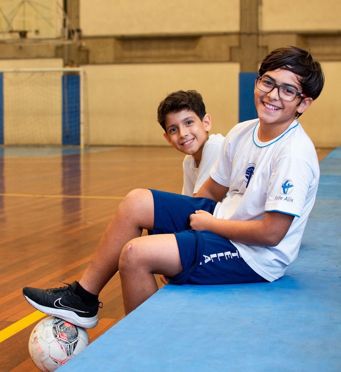 Desenvolvimento integral dos alunos com projetos interdisciplinares. Preparação sólida para o futuro. Ginásio poliesportivo.