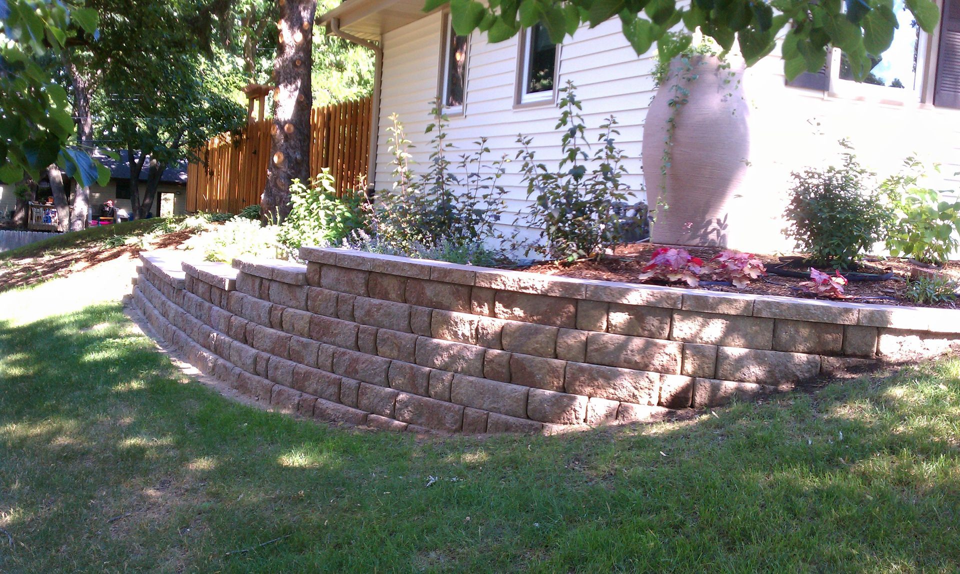 Retaining Wall | Landscape Design