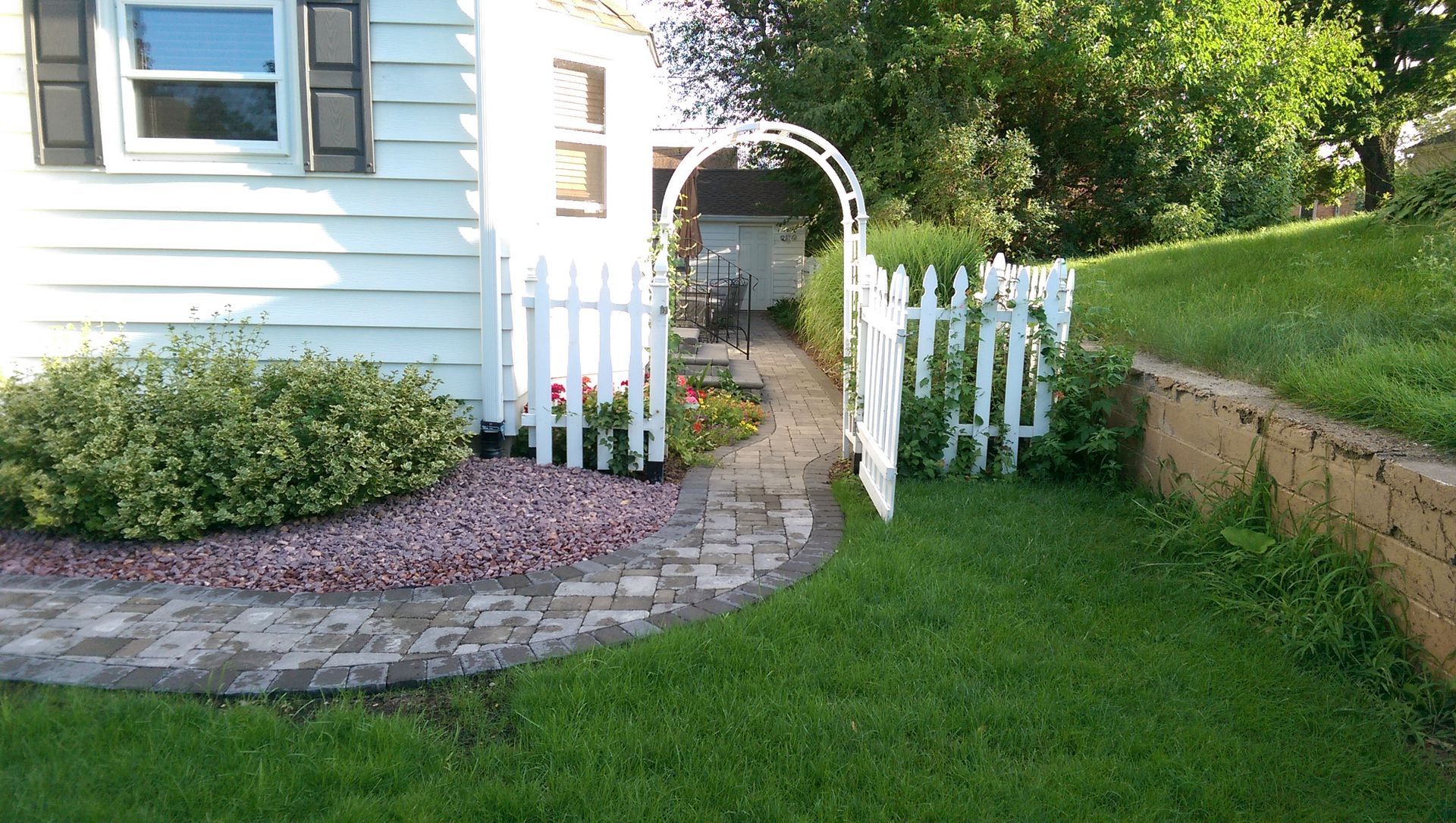 Paver Patio Walkway