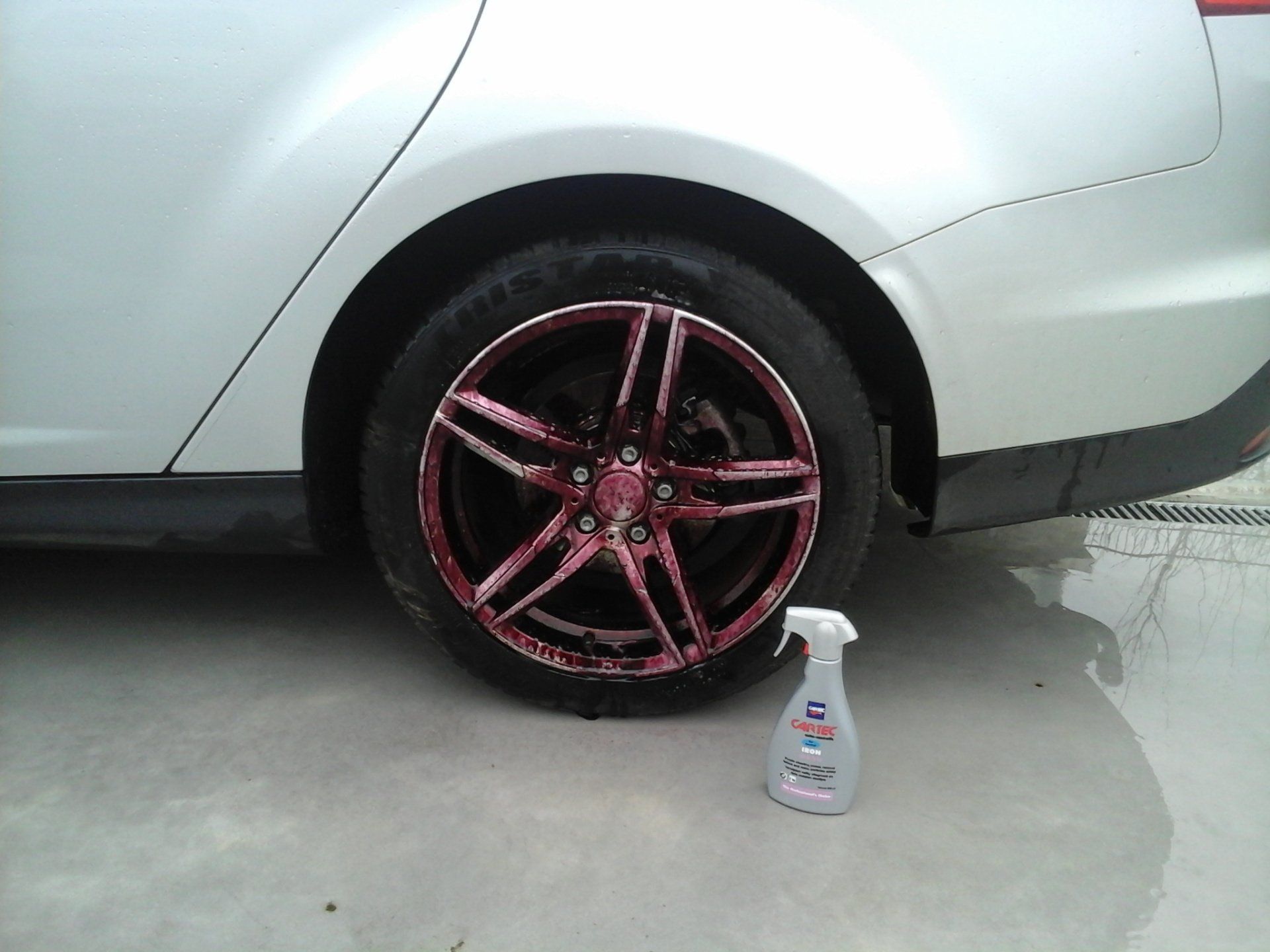 Wasplaats iron wash voor roestige velgen