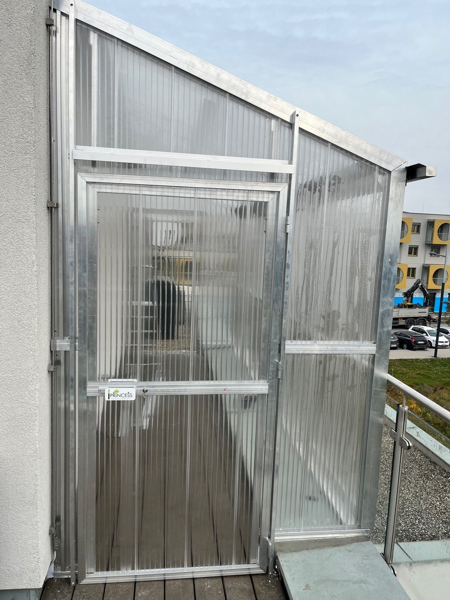 Anlehn Gewächshaus mit Pultdach auf einem Balkon 1,7x4,5m