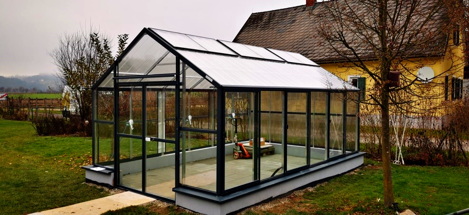 Freistehendes Gewächshaus 4x6m Echtglas
