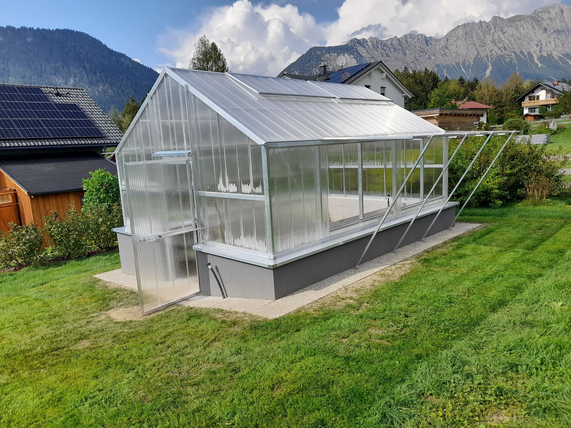 Hochbeet Gewächshaus 4x5m mit Klappelementen