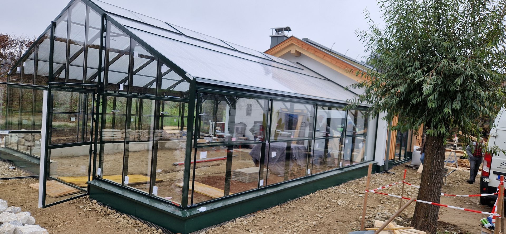angebautes Gewächshaus 7x9m