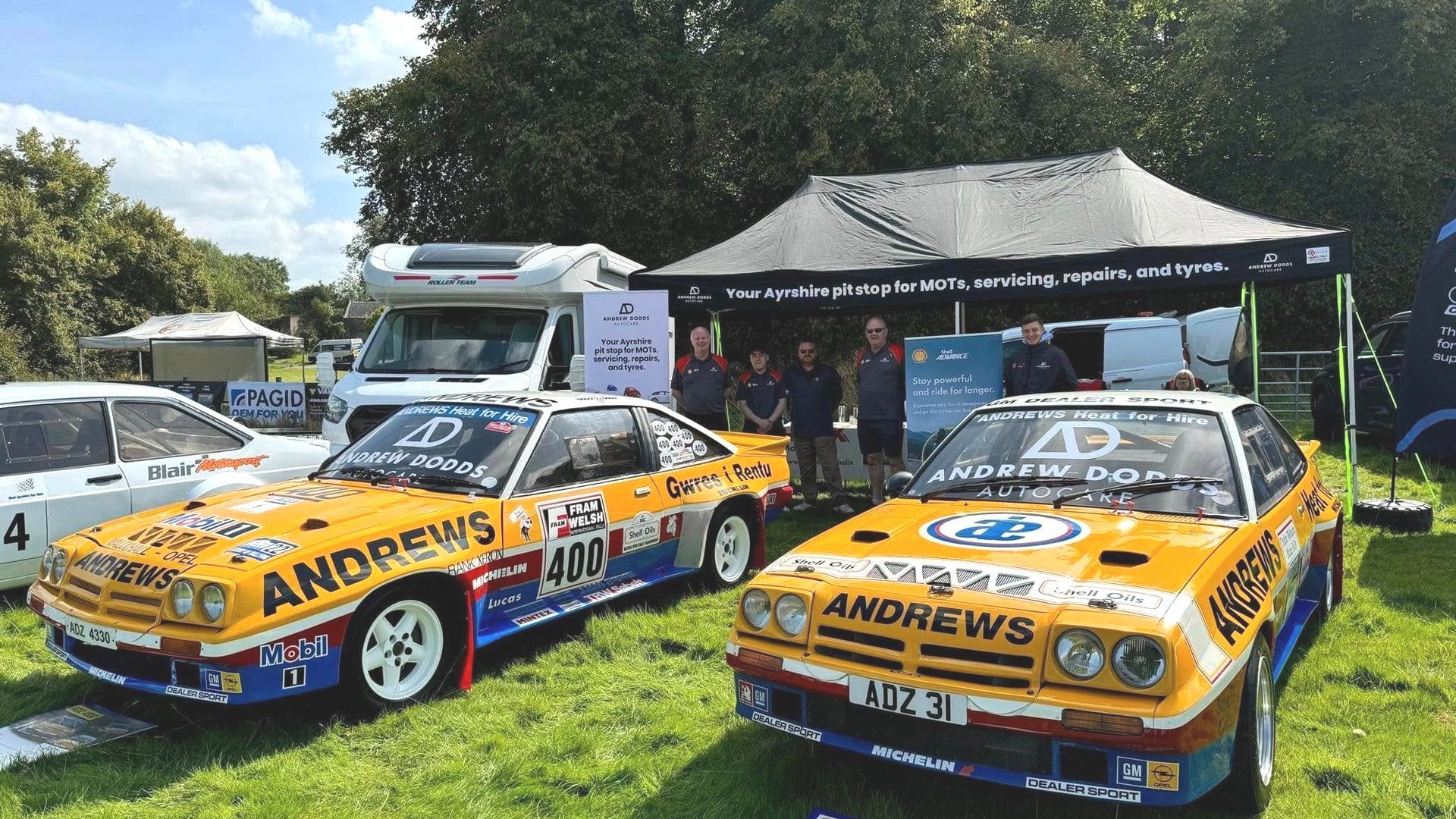 Retro racecars sponsored by Andrew Dodds Autocare