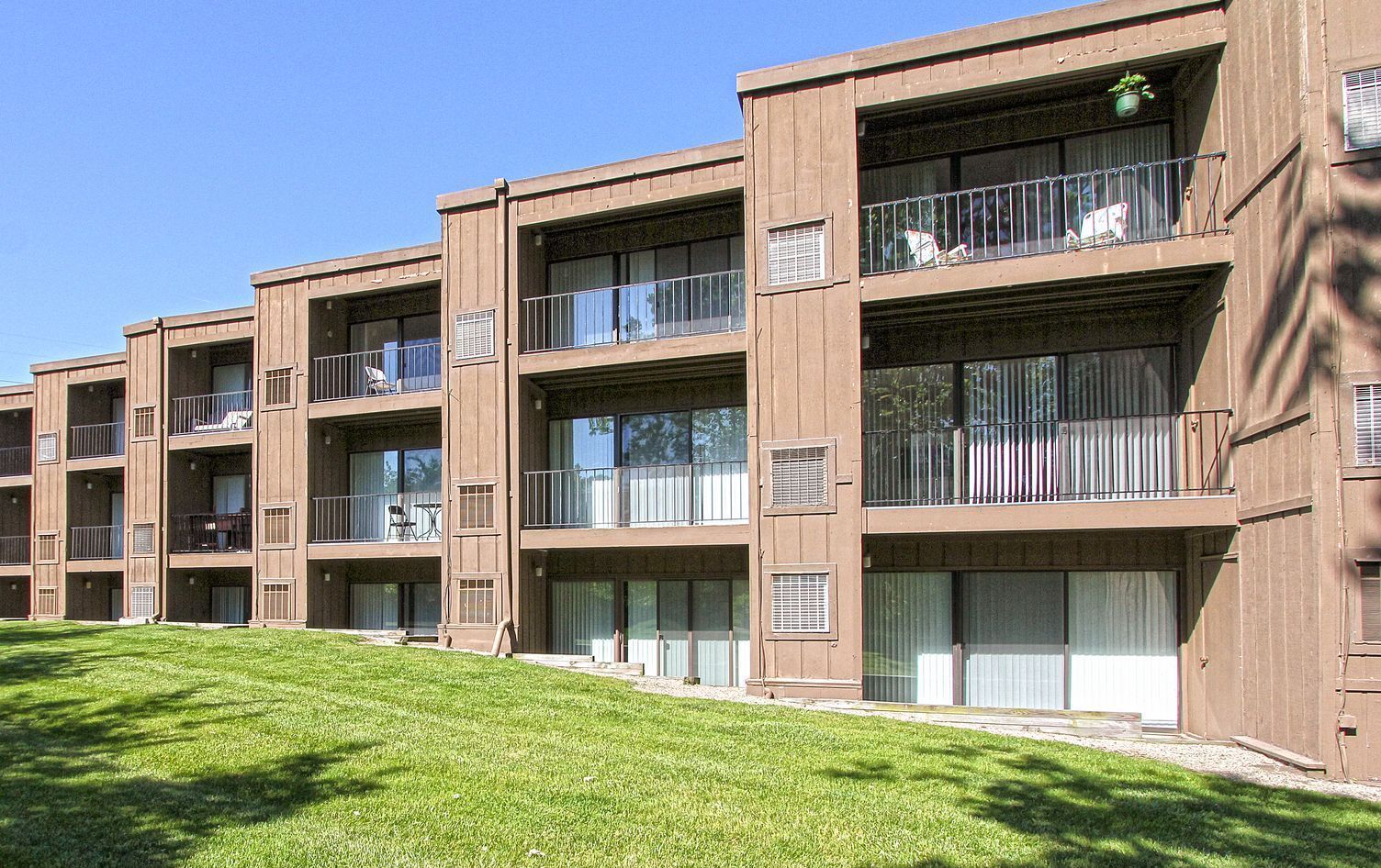 The University Bike-Hike Trail is located near Campus View Apartments, University of Toledo, Toledo, Ohio