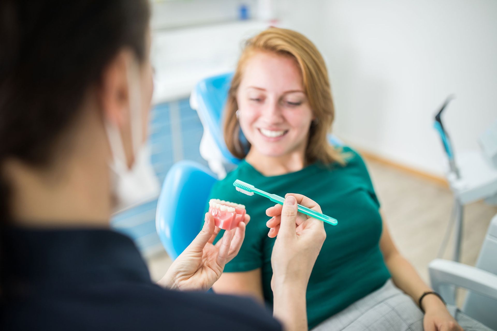 Dentist Teaching Brushing Tips | Teeth Cleaning in Cincinnati