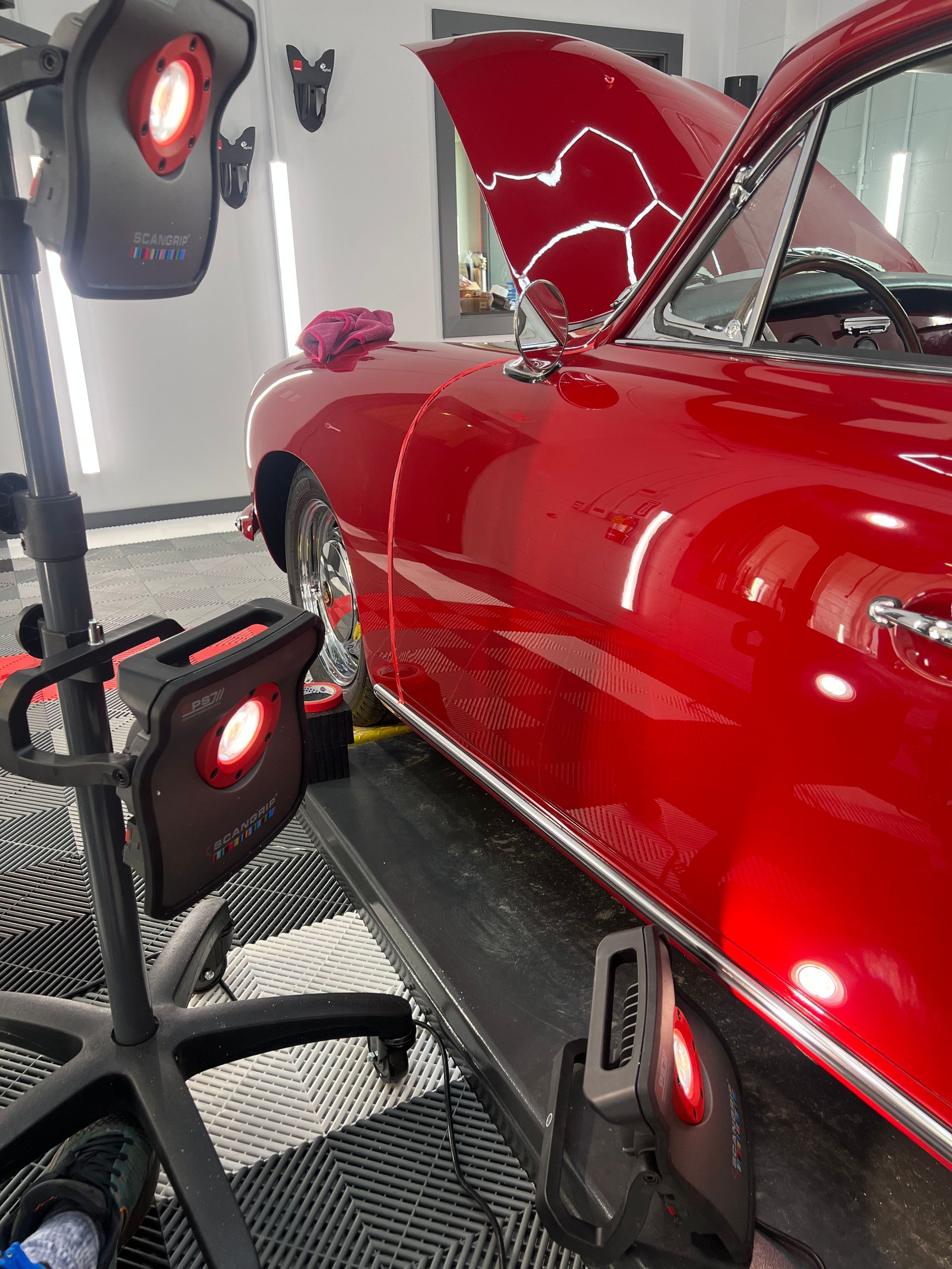 1965 porsche roadster red