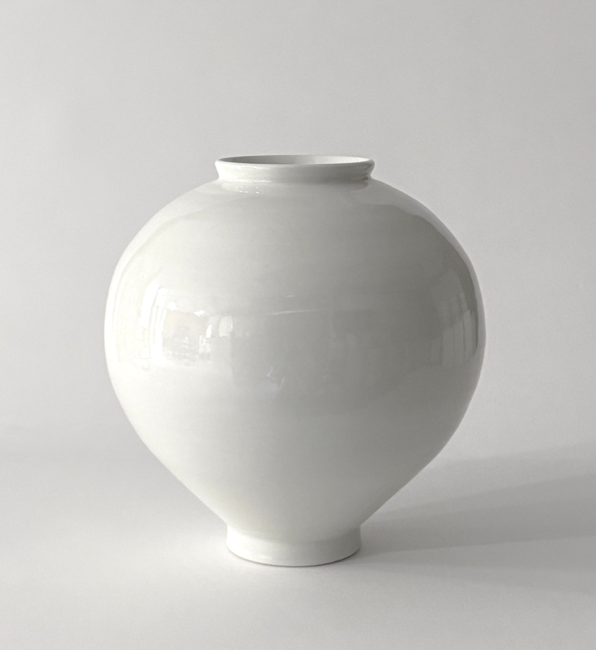 DAL HANG-ARI Moon Jar No.17
