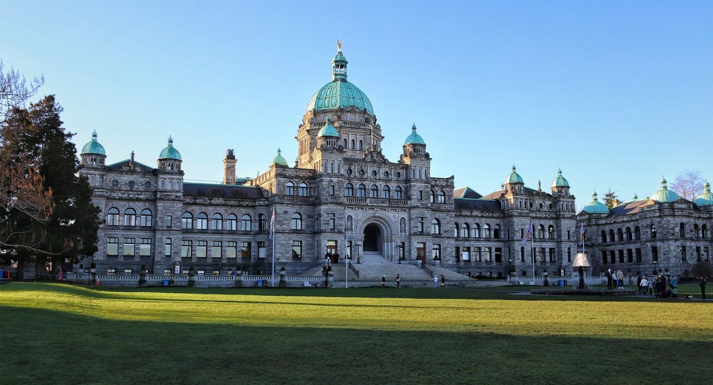 A large building with a dome on top of it