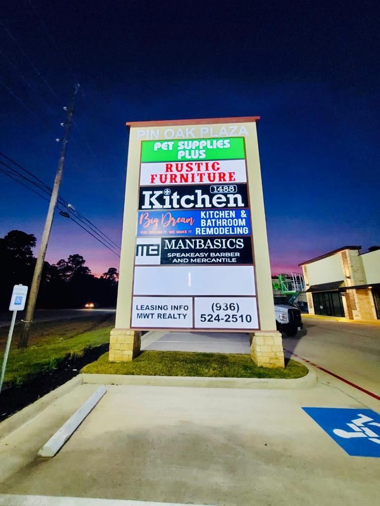 Custom pylon sign for corporate headquarters in Houston, TX
