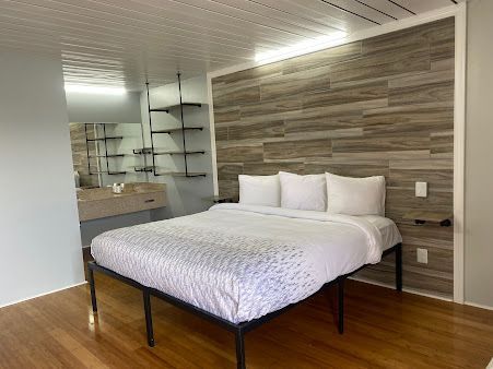 Discovery Inn