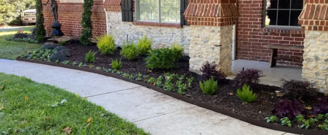 4 Steps to Completely Transform Your Landscape Beds & Your Home's Curb Appeal