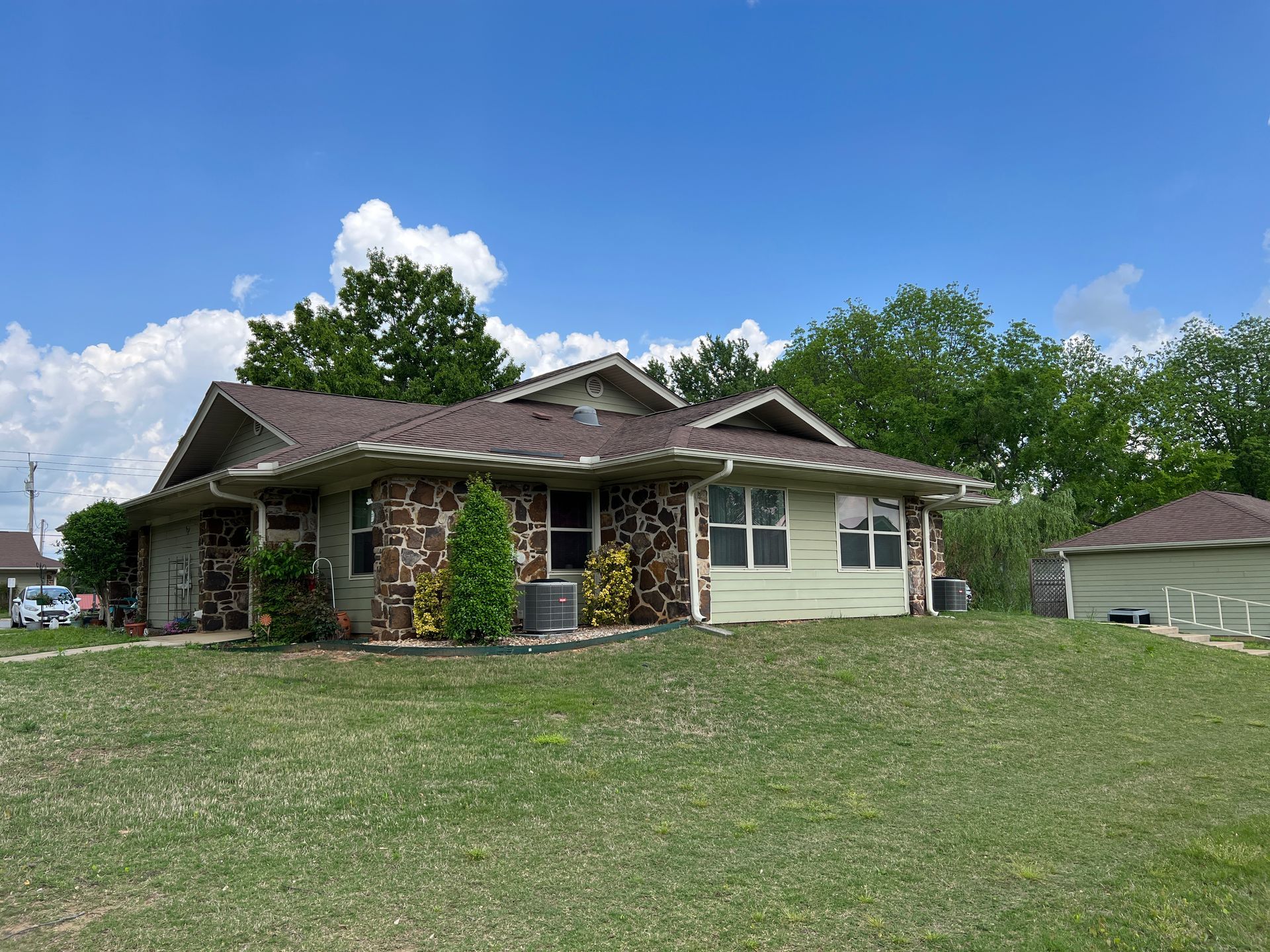 Pioneer Village Exterior Photo