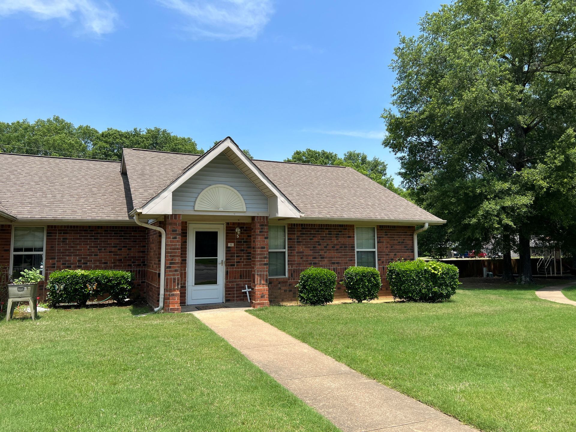 Kensett Apartments