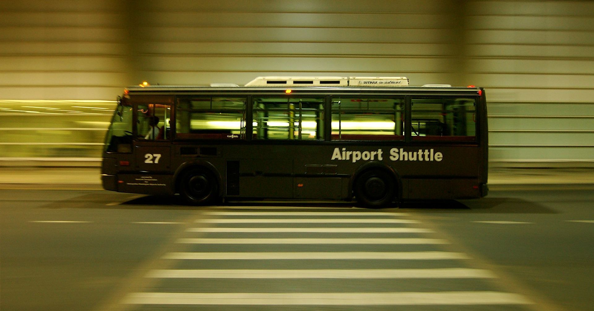 airport shuttle bus