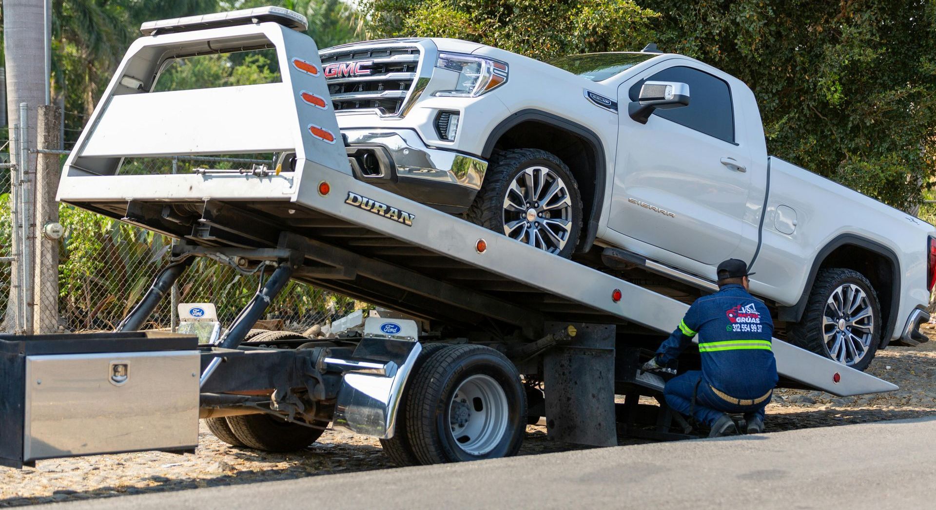 tow truck