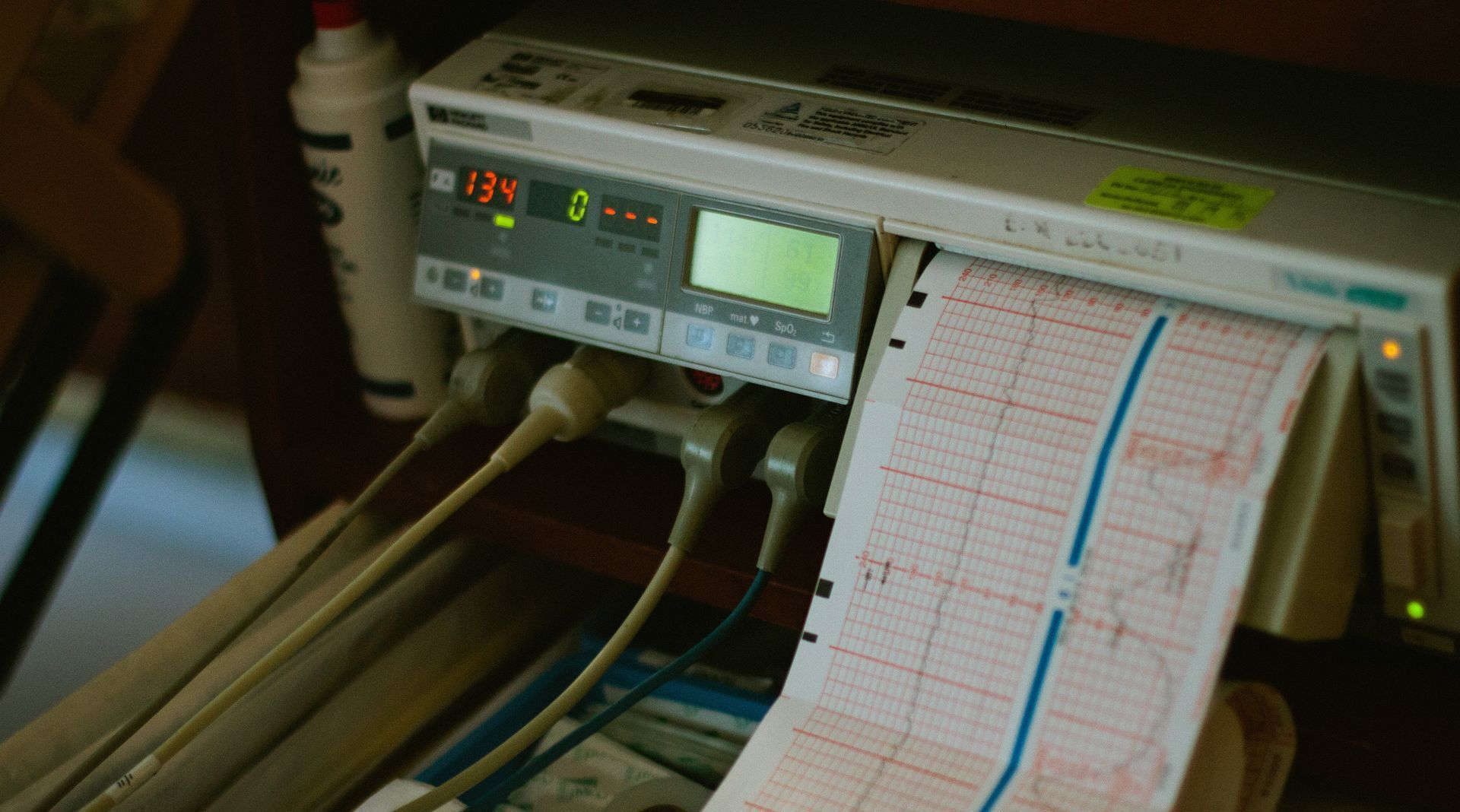 ekg machine