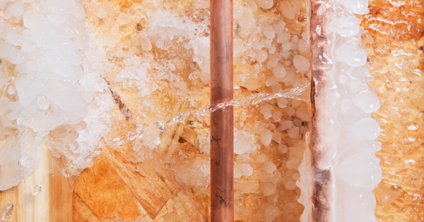 what happens if your pipes freeze