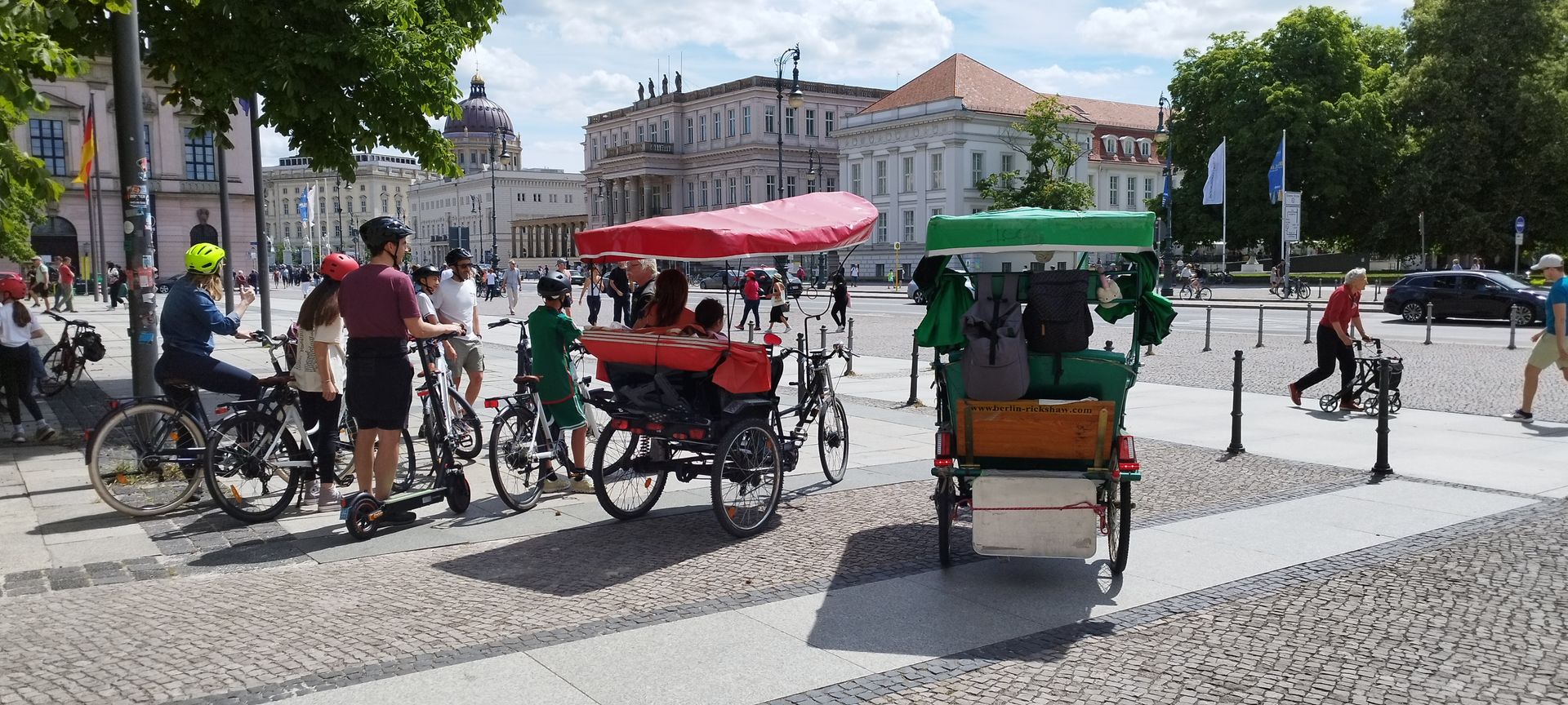 Berlin excursions and Rickshaw Sightseeing