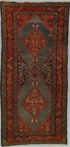 Persian Hamadan rug, 4'5