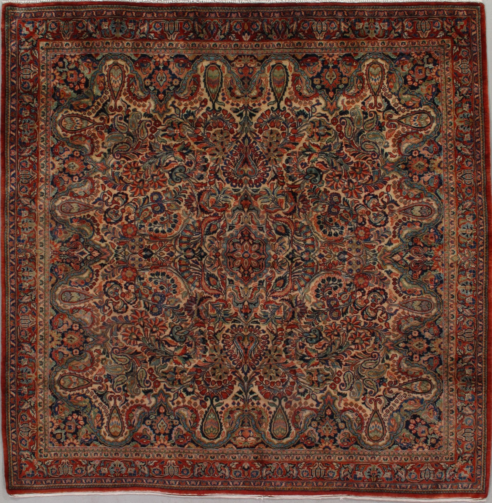 Sarouk rug, 7'11