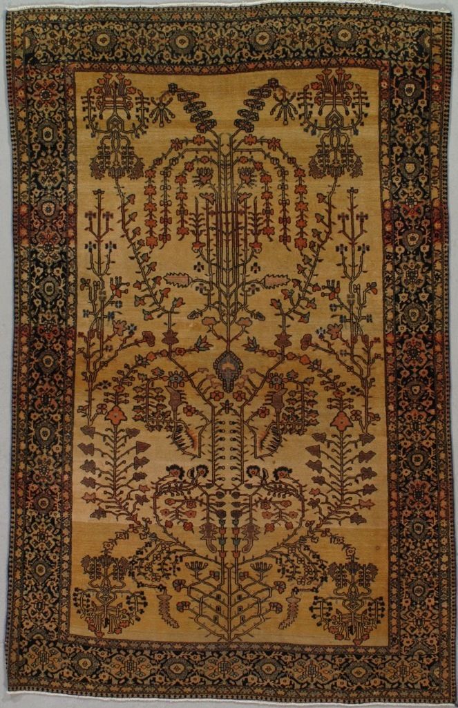 Antique Farahan Sarouk rug, 4' x 6'4