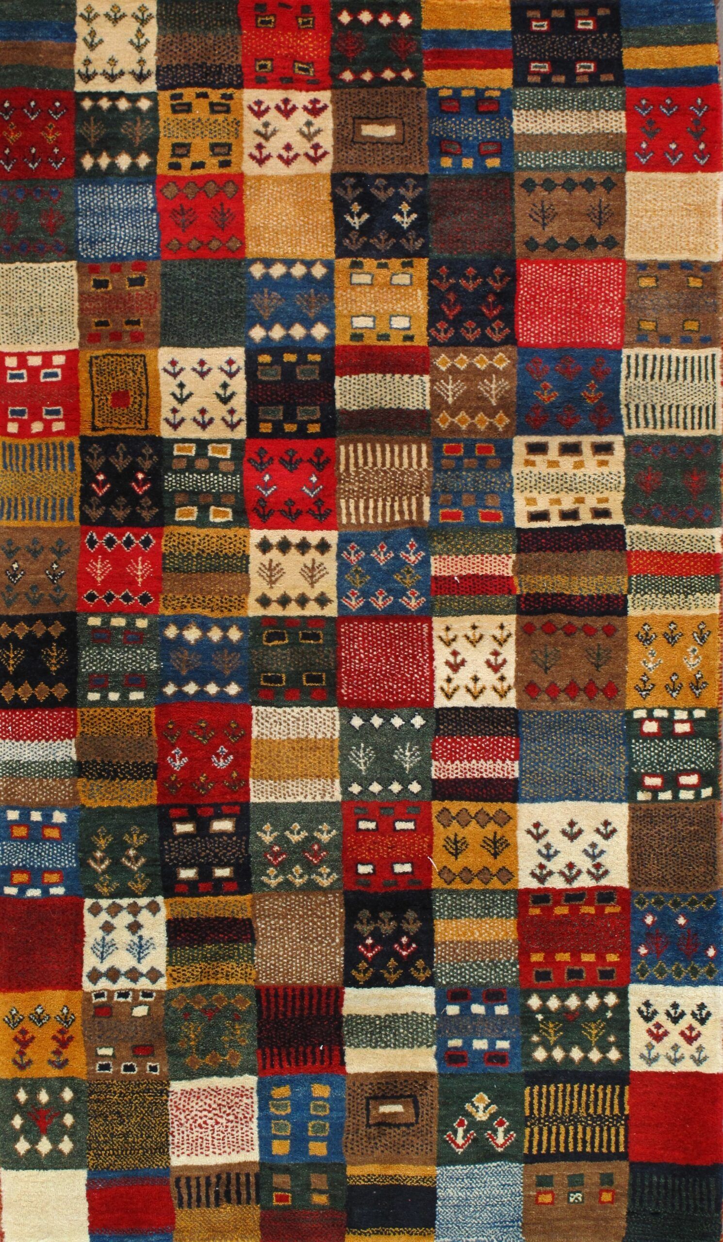 Gabbeh rug, 2'8