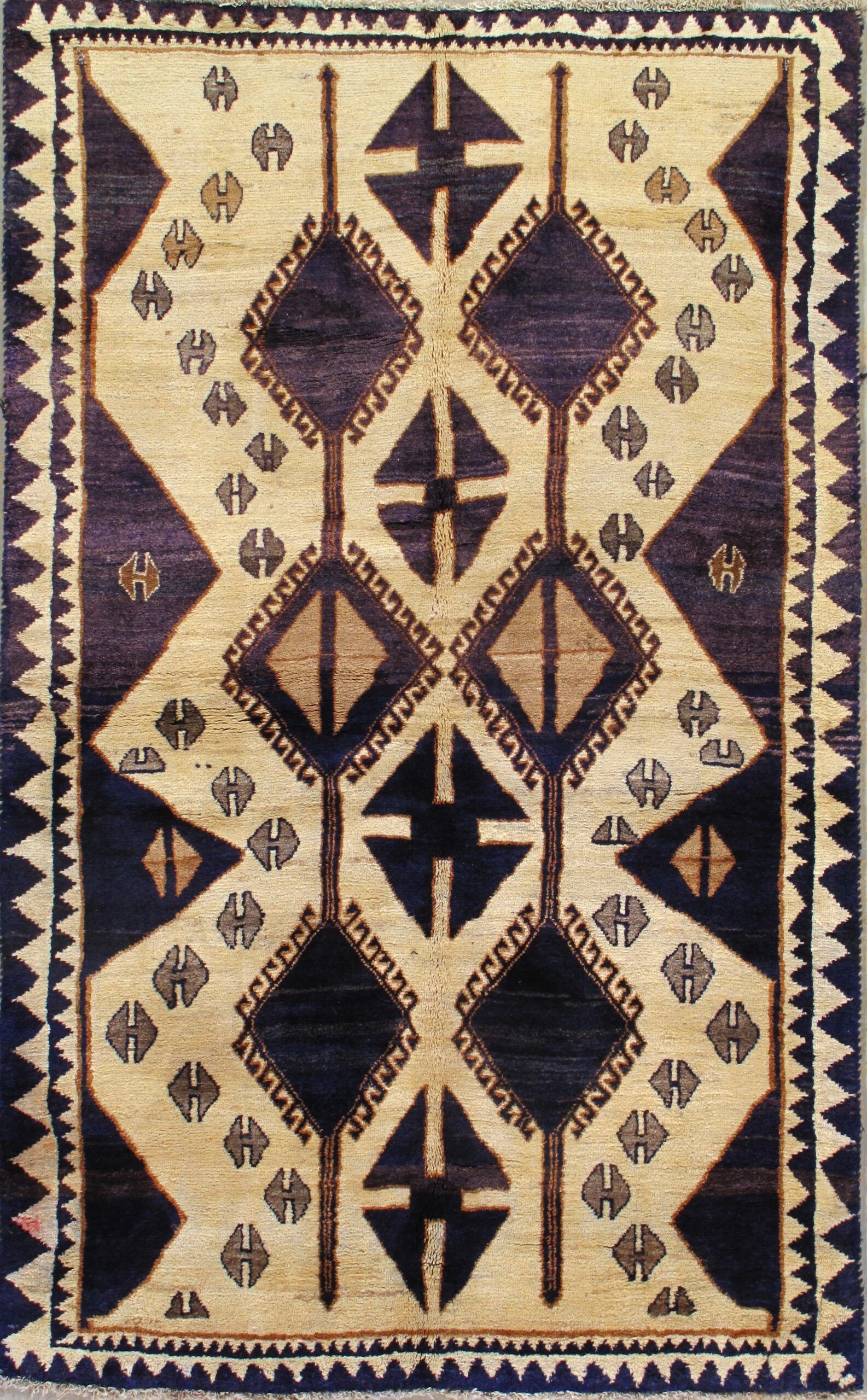 Vintage Gabbeh rug, 4'1