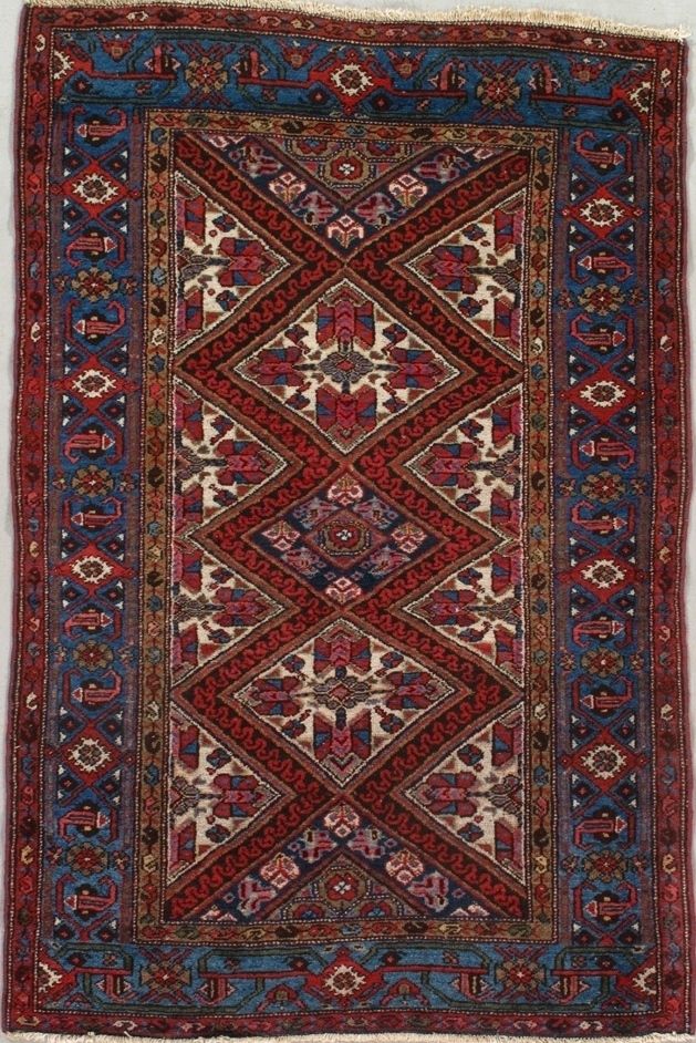 Persian Hamadan rug, 4'4