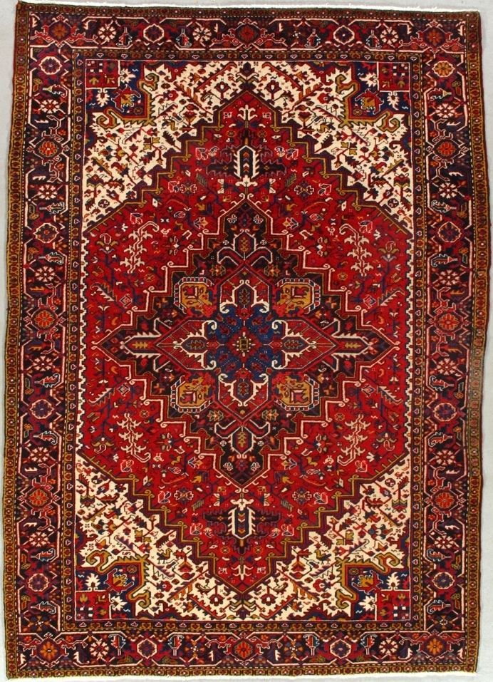 Persian Heriz rug, 7'4