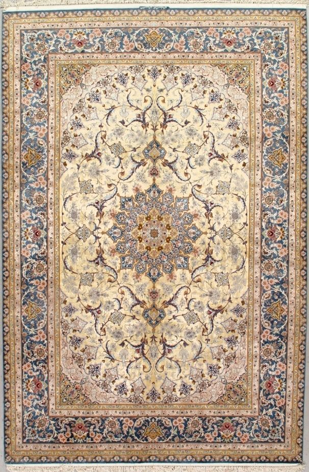 Isfahan rug, 6'5