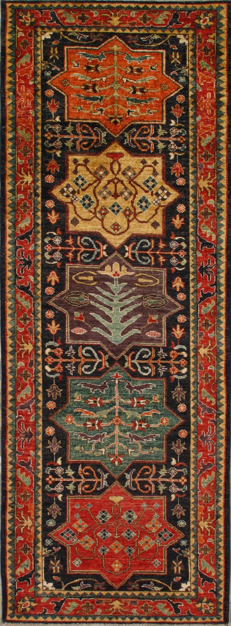 Pakistan Caucasian rug, 2'10