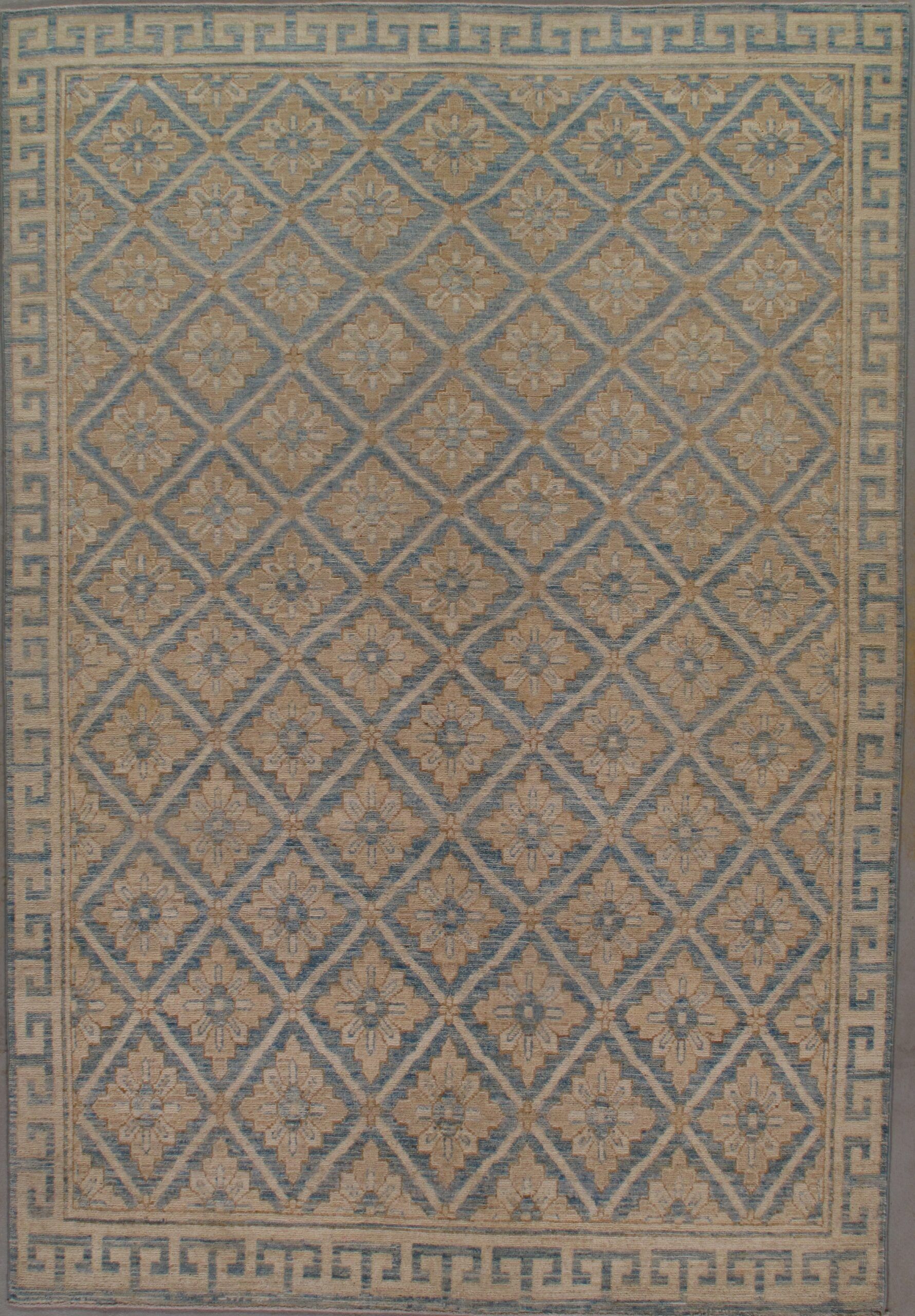Pakistan Khotan rug, 6' x 8'9