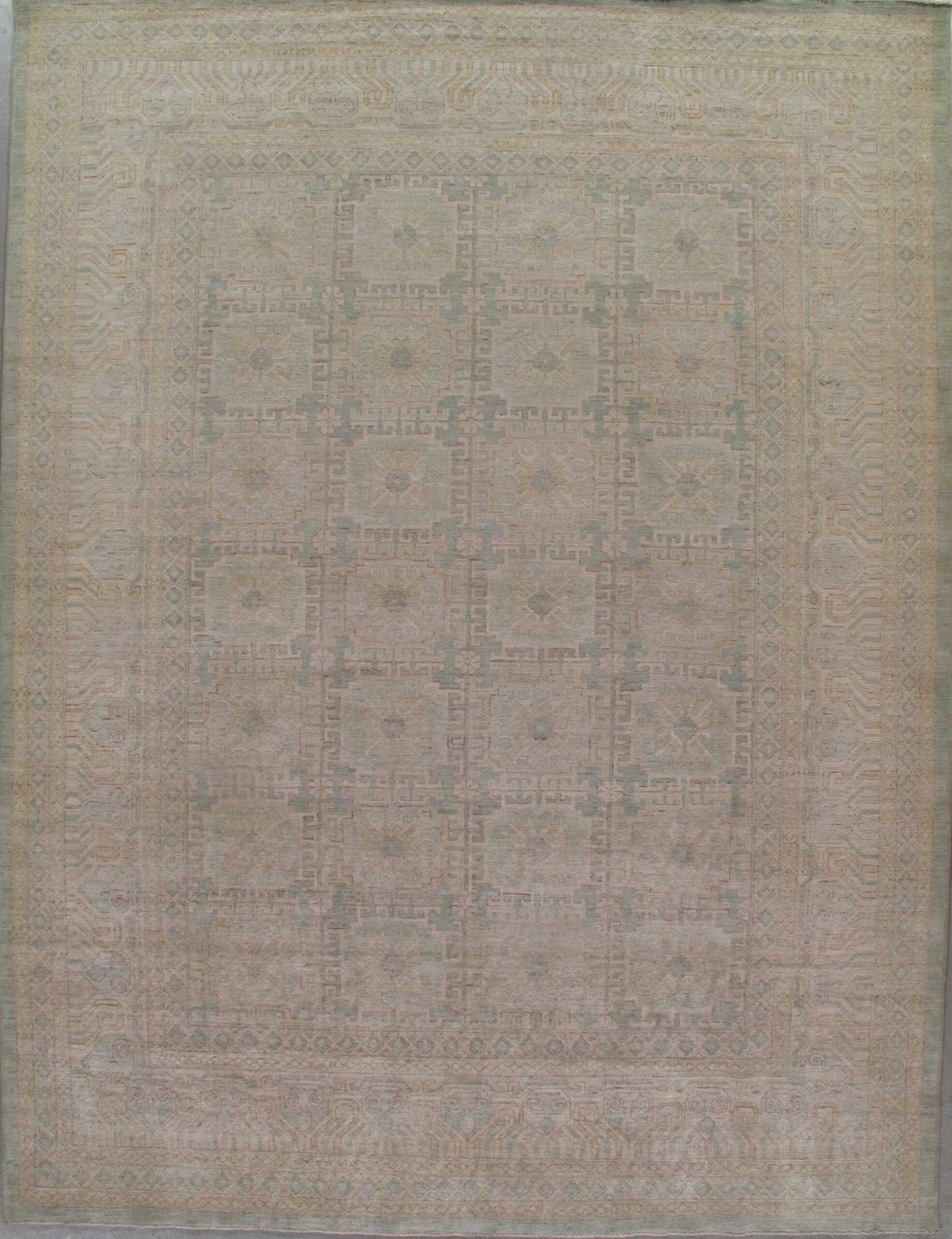 Pakistan Khotan rug, 10'2