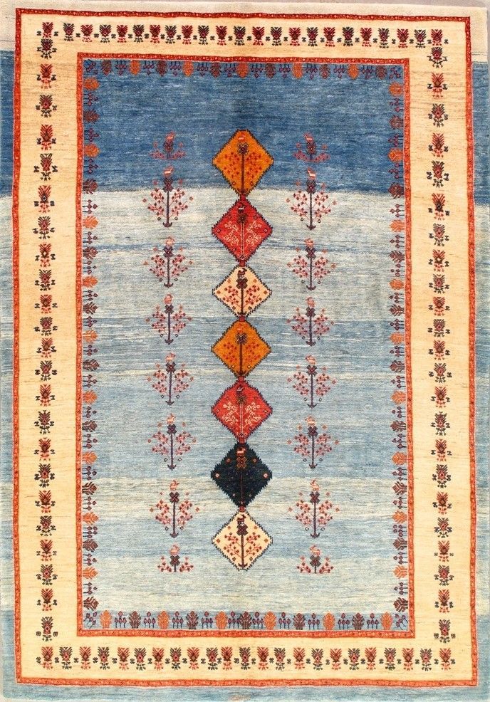 Persian Qashqai rug, 5'6
