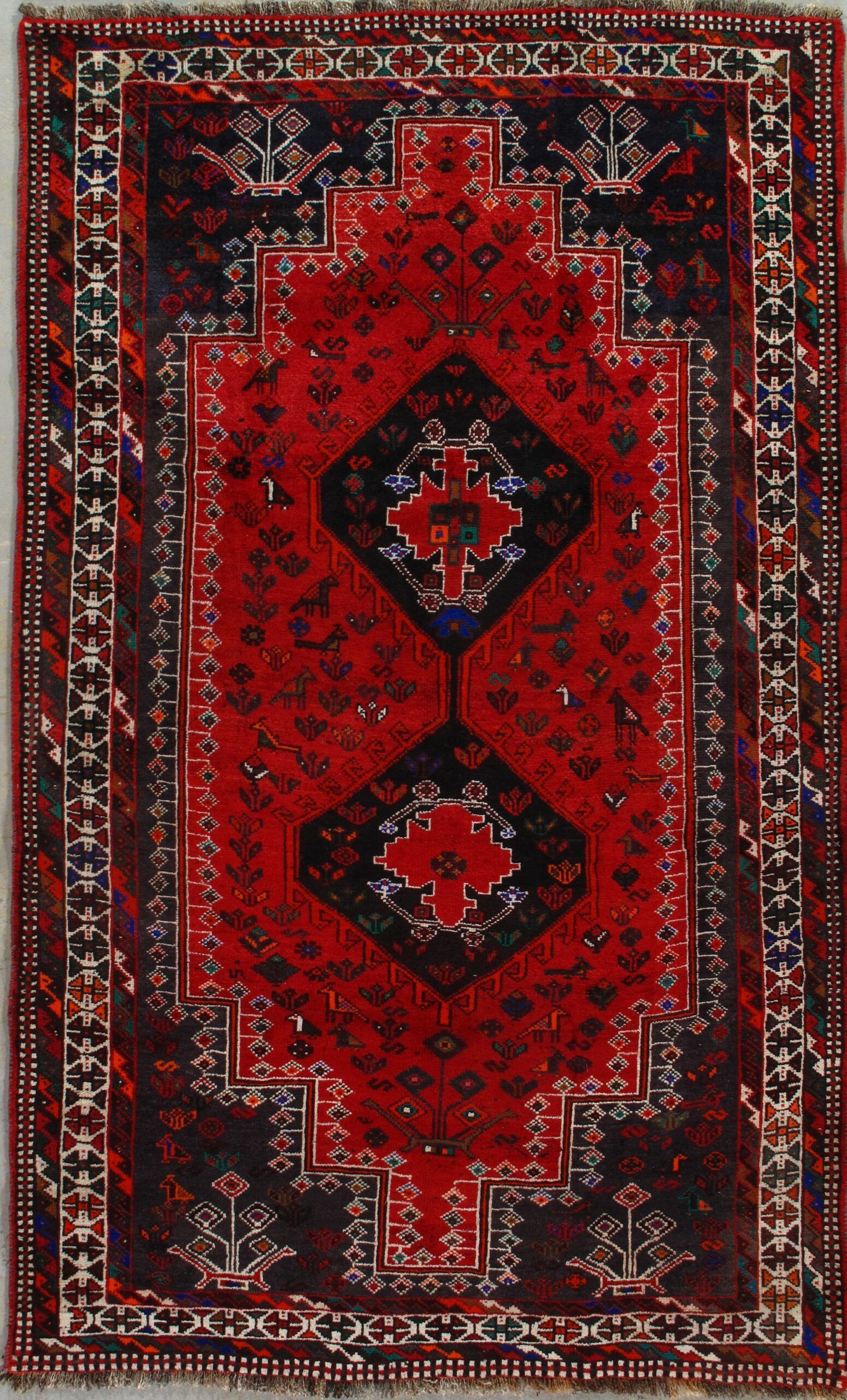 Vintage Persian Qashqai rug, 5'4