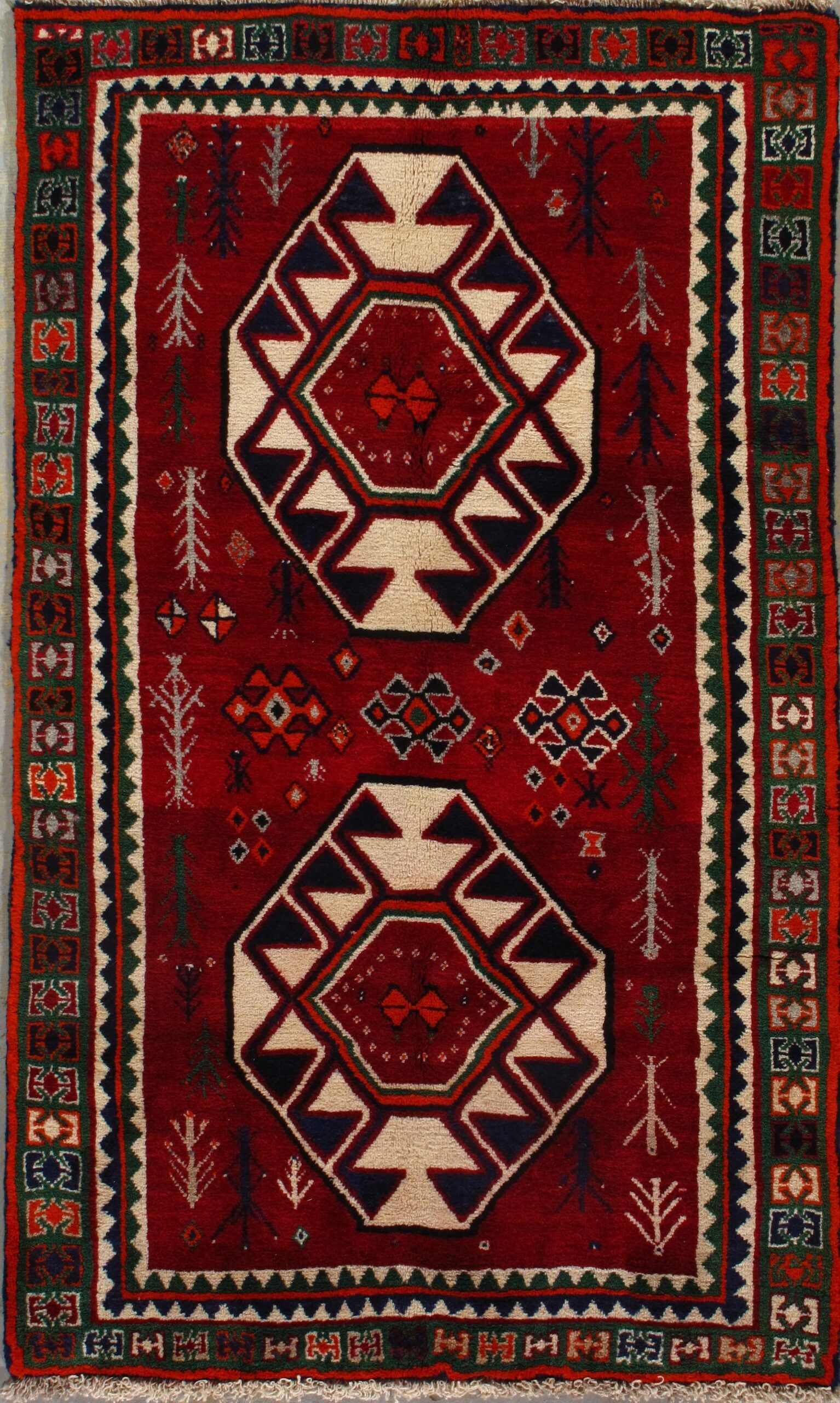 Vintage Persian Qashqai rug, 3'9