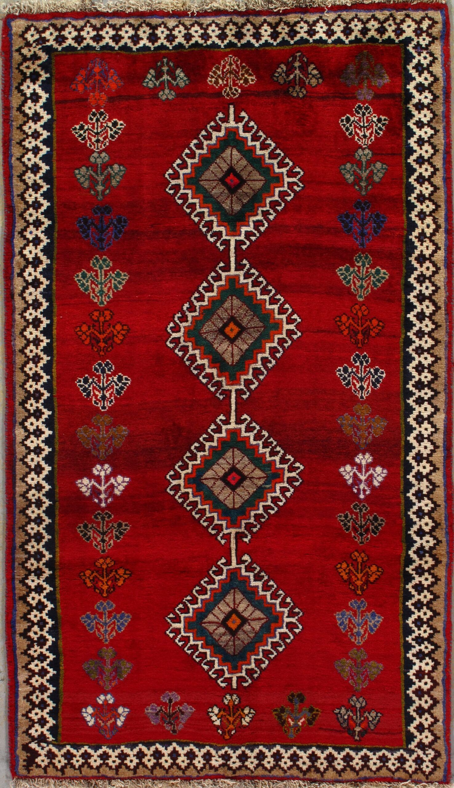 Vintage Persian Qashqai rug, 3'5