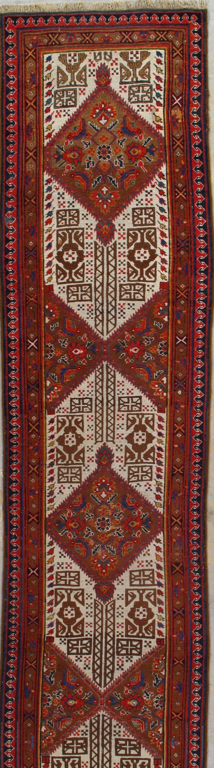 Antique Serab rug, 2'10