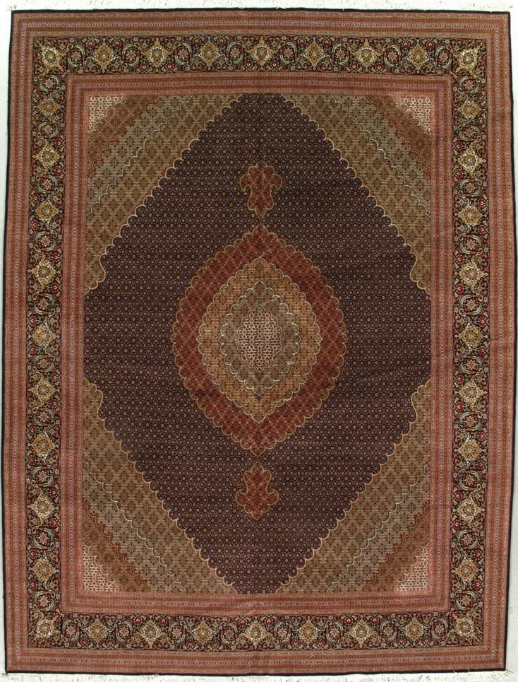 Tabriz rug, 10' x 13'3